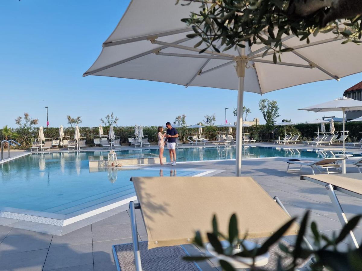 Fantinello Hotel Caorle Exterior foto