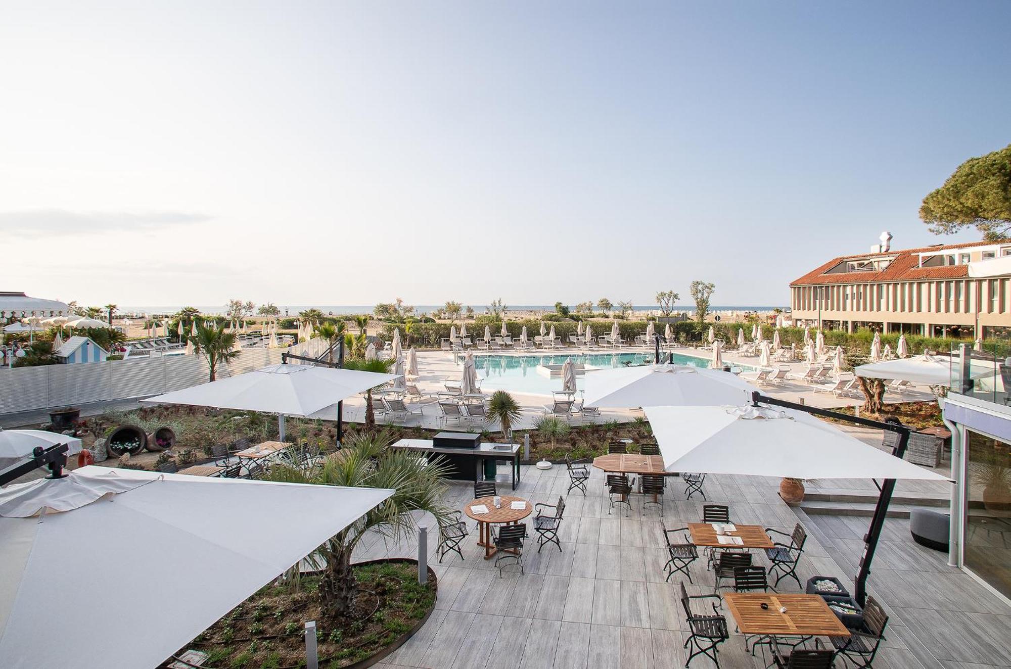 Fantinello Hotel Caorle Exterior foto